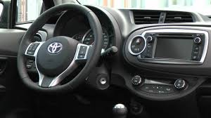 Gas mileage, engine, performance, warranty, equipment and more. Toyota Yaris 2012 Youtube
