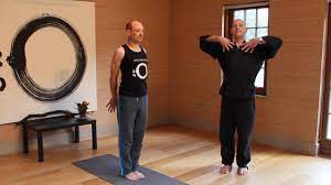The lung meridian represents our ability to take in the world (air), spread it out to the whole body, and let go of the world (exhalation). Zen Yoga For Autumn Lung Large Intestine Meridians Mini Movement Sequence With Daizan Roshi Youtube