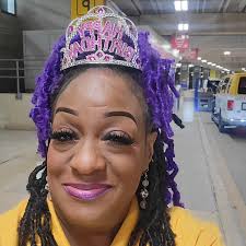 R. I. P. Leroy Family and I @ the cemetery celebrate his bday. I miss you  soooo much 😢