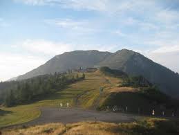 Ivan basso lays the foundation for overall victory eleven years ago, david arroyo rode up … Monte Zoncolan 1740 M