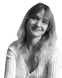 Dafne Perez's Instagram, Twitter & Facebook