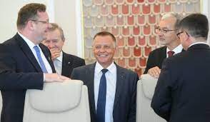 We did not find results for: Marian Banas Podzielil Sie Refleksja Ze Jest Duzo Do Skontrolowania Tarcza Antykryzysowa Tez Bedzie Sprawdzona Donald Pl