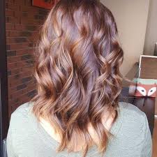 Auburn hair colors are a warm red color that flatters most skin consider auburn highlights if you have dark brown hair. 100 Caramel Highlights Ideas For All Hair Colors