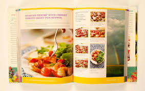 Food from my frontier by ree drummond. The Pioneer Woman Cooks Come And Get It Simple Scrumptious Recipes For Crazy Busy Lives Drummond Ree Amazon Com Books
