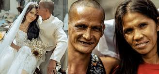 24 Tahun Hidup Bersama, Pasangan Gelandangan 'Syukur' Pedandan Rambut Taja  Majlis Kahwin Sepenuhnya