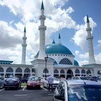 We are at masjid sultan aeon mall bandar dato onn. Masjid Bandar Dato Onn Bandar Dato Onn