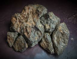 In addition, moon rocks contain gases captured from the solar wind with isotope ratios that are significantly different than the same gases found on earth. Rr Auction Offers Lunar Meteorite Worth 500k Oct 18