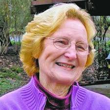 Nancy Roig's Instagram, Twitter & Facebook