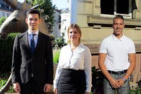 In 2018 its total assets were 1 289,53 mln eur, providing the bank with the market share of 0.02%. Speyer Info De Ausbildungsbeginn Bei Der Vereinigten Vr Bank Kur Und Rheinpfalz 15 Junge Manner Und Frauen Starten Ins Berufsleben