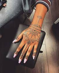 P I N T E R E ѕ T Staciyekyeat Rihanna Hand Tattoo Hand And Finger Tattoos Cute Hand Tattoos