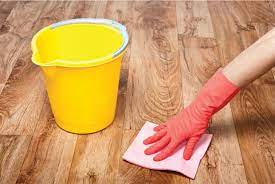 Yıllardır evlerin zeminlerini kurtaran parkelerin temizliği ise bir çok kişi için hâlen bir muamma. Laminant Parke Temizligi Nasil Yapilir Yasam