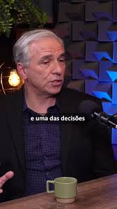 Não é sobre “inflar” e sim crescimento sustentável. , Nesse corte  @ricarrdovieira comenta sobre a parceria de sucesso com o sócio Guilherme  Nyssens, e como ser tornar um dos melhores e maiores faz ...