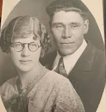 Brandy Baham's Instagram, Twitter & Facebook