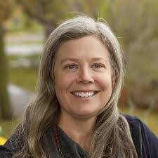 Melanie Shoop's Instagram, Twitter & Facebook