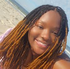 Shalom brothers and sisters, I want songs sung by believers , if u know the  name of the singer, you may just tell me his or her name ,I will download  the