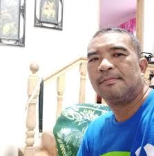 LOOK: Julius James J. Natividad, CHRA, LPT, RPm, MAEd, RGC formally signed  his designation paper as the new Director of the Office of Guidance and  Testing of the University of Santo Tomas-Legazpi. #