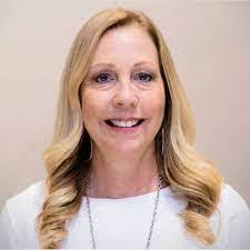 Krysta Arnold's Instagram, Twitter & Facebook