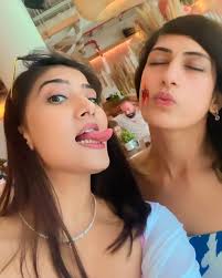 Nazneen Ali (@happieepeppy) • Instagram photos and videos