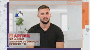 Apresentamos a biografia de arthur picoli, participante do bbb21, em formato de wikipédia. Personal Trainer Capixaba Arthur Picoli Entra No Bbb 21 A Gazeta