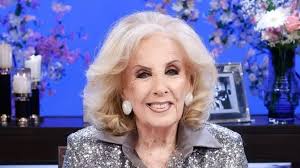 Mirtha no para: pasó por una consulta médica y ya agenda desfiles y TV