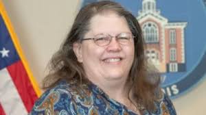 Mary Corona earns $35,400 at Illinois Secretary of State in 2019