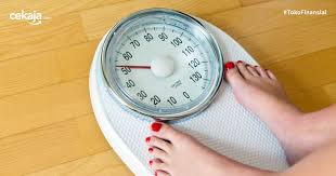 Maybe you would like to learn more about one of these? Menghitung Berat Badan Ideal Serta Cara Efektif Menjaganya
