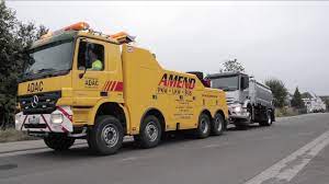 Apr 21, 2011 · das kann ich jetzt eigentlich nicht glauben, mir fällt ein das bei unserem wohnmobil 3,2t mal auf der autobahn die wasserpumpe auf einen schlag defekt war und des 650km von zuhause weg und der adac des wohnmobil auf einem lkw uns nach hause transportieren wollte weil das schadensausmaß am motor (zahnriemen) nicht gleich so ersichtlich war, wir haben uns den von der autobahn runter in die. Abschleppdienst Amend Youtube