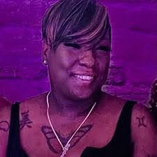 Dawn Cox's Instagram, Twitter & Facebook