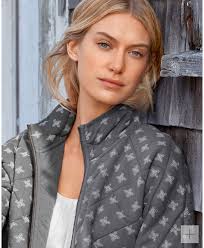 GARNET HILL-MAINE — Chuck Martin Productions