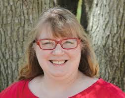 Karen Petzold's Instagram, Twitter & Facebook