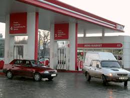 Cea mai mare stație de alimentare din rețeaua rompetrol, un complex format din stație peco, spălătorie auto, market. Mai Mult Decat O Benzinarie