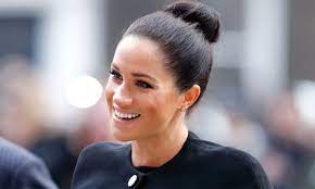 Let's see how meghan has grown up and how she has changed, her features have been changed while growing up. Victoria Beckham Must Have Designed This Dress With Meghan Markle In Mind Hello
