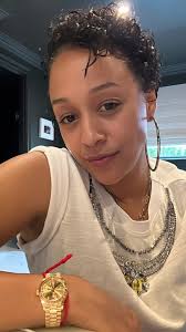 Tia Mowry