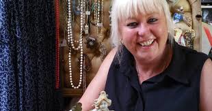 Stop importing rubbish chipboard furniture"