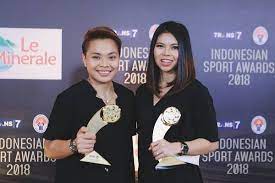 Jun 14, 2021 · pelatih jaya raya, markis kido, memberikan arahan kepada greysia polii/apriyani rahayu, pada kejurnas pbsi di britama arena, sabtu (22/12). Cantiknya Greysia Apriyani Di Indonesian Sport Awards 2018 Bikin Pangling