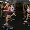 Most of us find it hard to do squats without making at least one big mistake. 1
