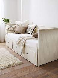 declutter your home daybed room small guest bedroom guest room daybed
