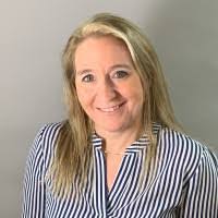 Melanie Lessard's Instagram, Twitter & Facebook