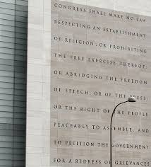 File Newseum 5 Freedoms 1st Amendment Jpg Wikimedia Commons