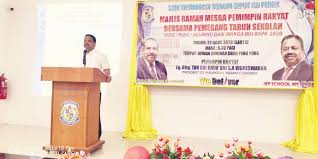 Flyby over the town of sungai siput,featuring the majestic vew of the titiwangsa mountain range in the distance. Tan Sri Sa Vigneswaran à®¤ à®© à®¸ à®° à®š à®µ à®• à®© à®· à®µà®°à®© On Twitter Tan Sri Dato Sri Sa Vigneswaran Telah Merasmikan Memberi Ucapan Di Majlis Ramah Mesra Pemimpin Rakyat Bersama Pemegang Taruh Smk Methodist Sungai