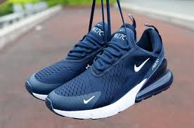 Pin Di Nike