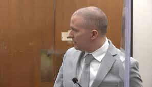 Derek chauvin, the former police officer convicted in the murder of george floyd, was sentenced to 22 years and six months in prison, a judge ruled friday in minneapolis. Op51a7looyjufm