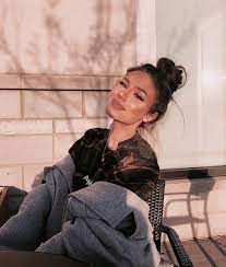 We did not find results for: Pin By Iwillbeoki On Raznoe Chto Nravitsya Instagram Profile Picture Ideas Portrait Photography Poses Photography Poses Women