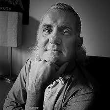 Figmentasia: The Quest for Truth: The Quest for Truth: Paperback: 1 (The  Figmentasia Chronicles) : Emery, Russell Scott: Amazon.co.uk: Books