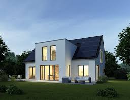 L'ensemble est baigné de lumière naturelle grâce aux larges baies vitrées donnant sur le jardin. Extension Maison Cube Agrandissement Toit Plat Moderne Et Design