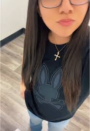 Ambar Hernandez's Instagram, Twitter & Facebook