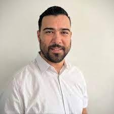 Roel Zamora's Instagram, Twitter & Facebook