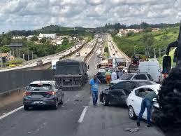 Moradores ilustres de raposo tavares. Acidentes Envolvendo Varios Veiculos Deixam Feridos E Interditam A Raposo Tavares Em Sorocaba Sorocaba E Jundiai G1