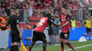 Sensual woman riding hard for corrida interna pleasure