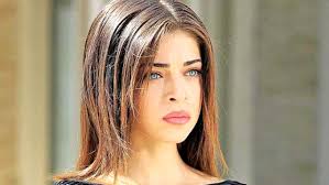 Merhaba arkadaşla dieiliş ertuğrul dizisine katılan oyuncu kim ?önümüzdeki hafta oynaması bekleniyor.destek olmak için kanala abone olup. Dirilis Ertugrul Un Yeni Oyuncusu Oyku Celik Kimdir Son Dakika Magazin